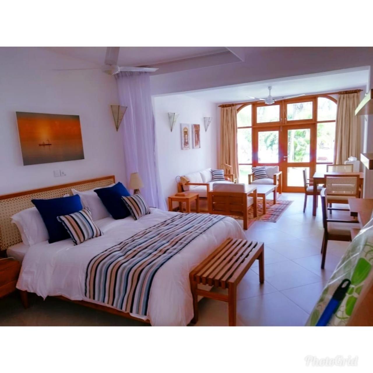 Mbili Kuwili Studio Suites 디아니 해변 외부 사진